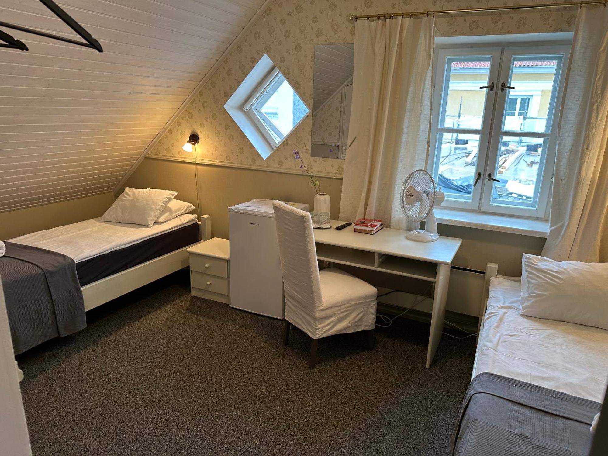 Vanalinna Boutique Hotel Курессааре Екстер'єр фото